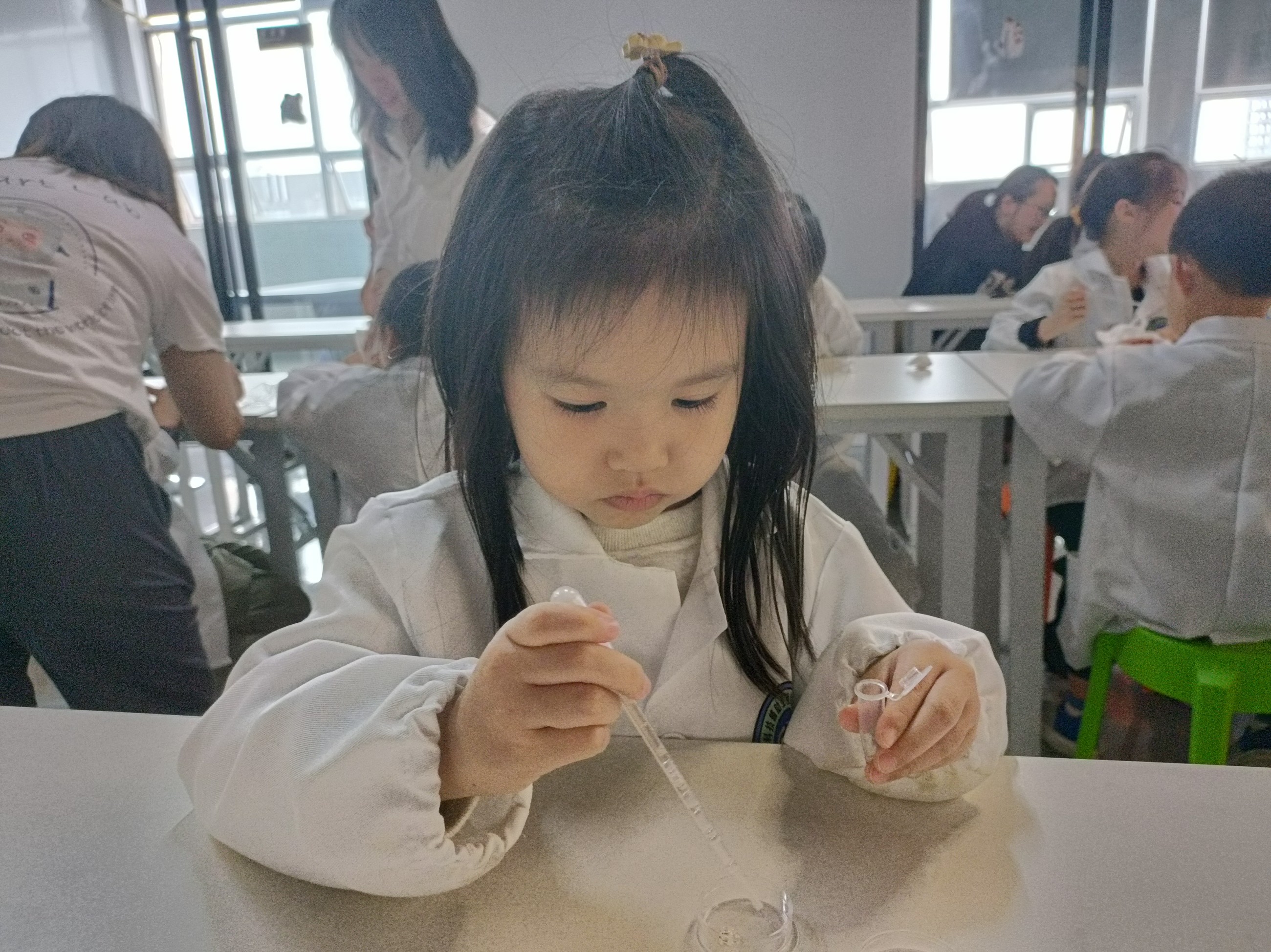 图片关键词