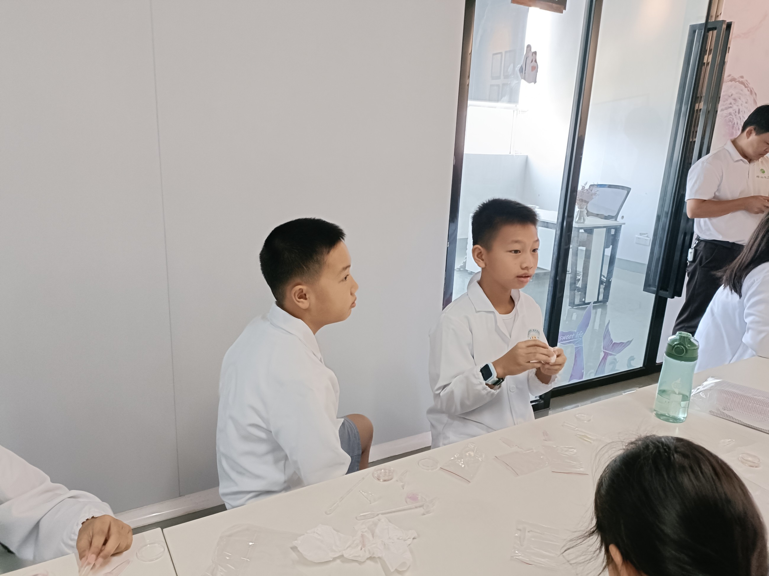 图片关键词