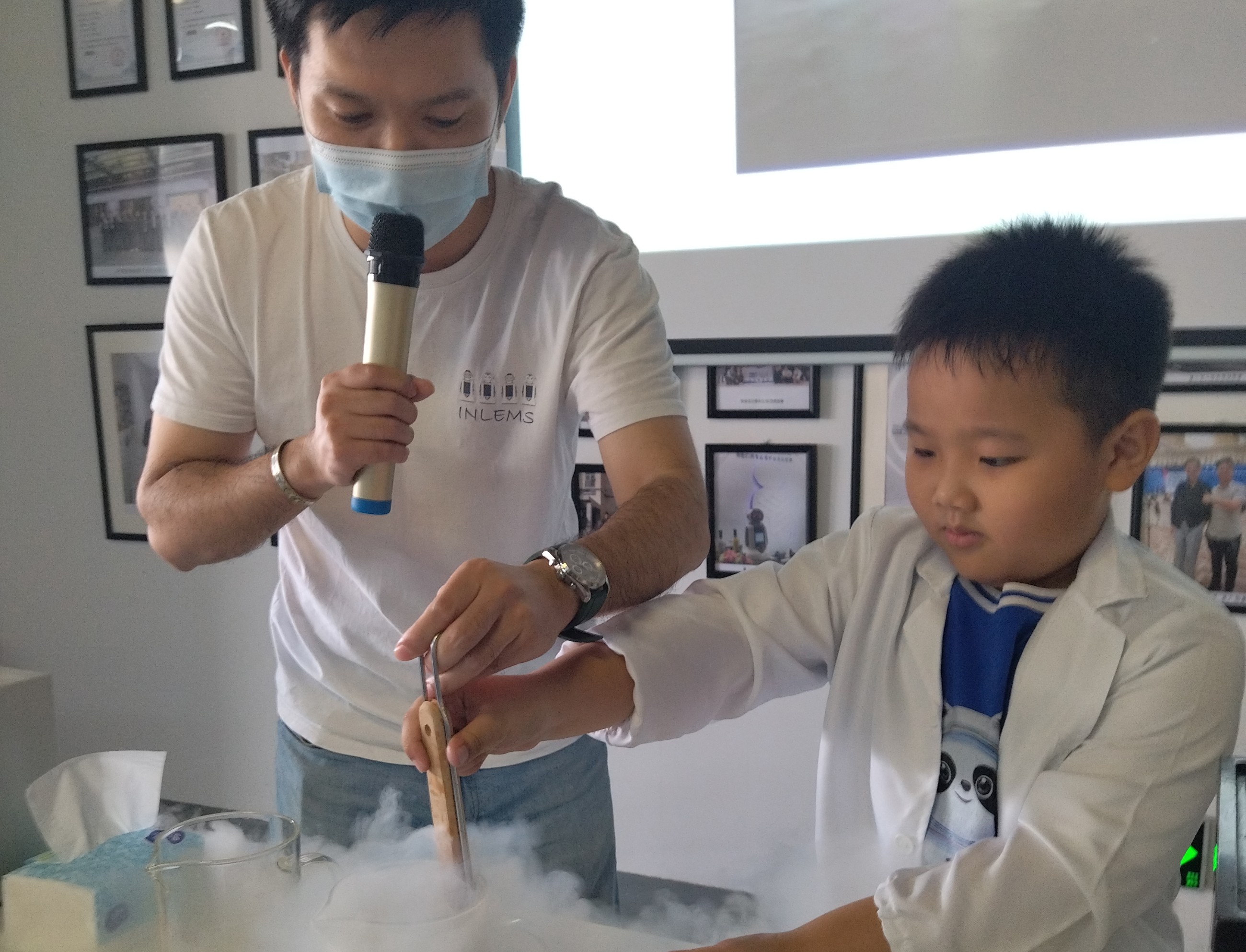 图片关键词