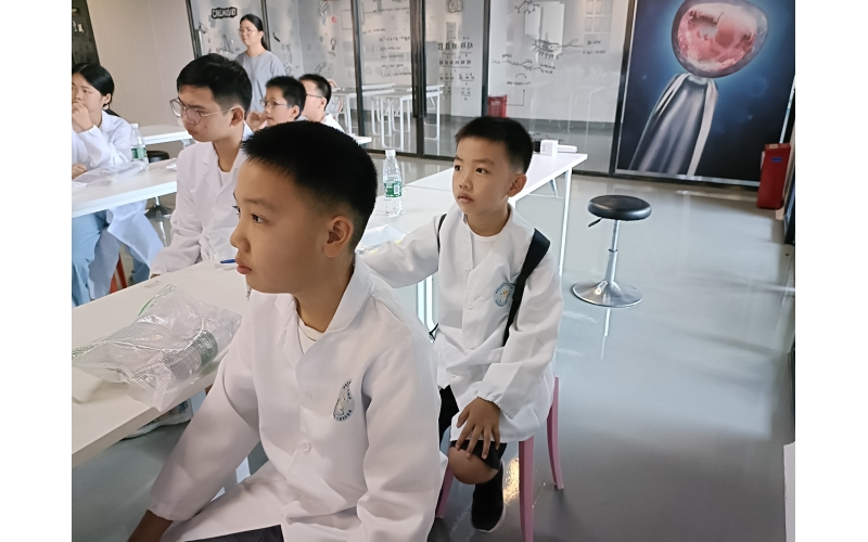 第三十届“探索生命起源 揭开生命奥秘”科普系列活动圆满结束